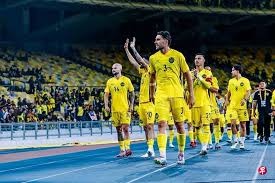 利拉德10现在三开了，值得入手吗？